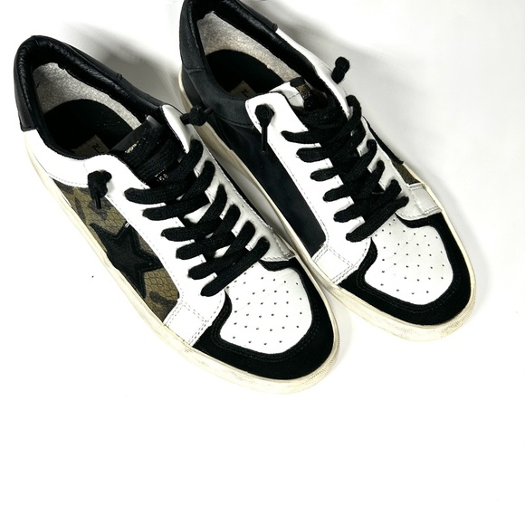 Vintage Havana Camo Distressed Star Sneakers - Picture 3 of 7